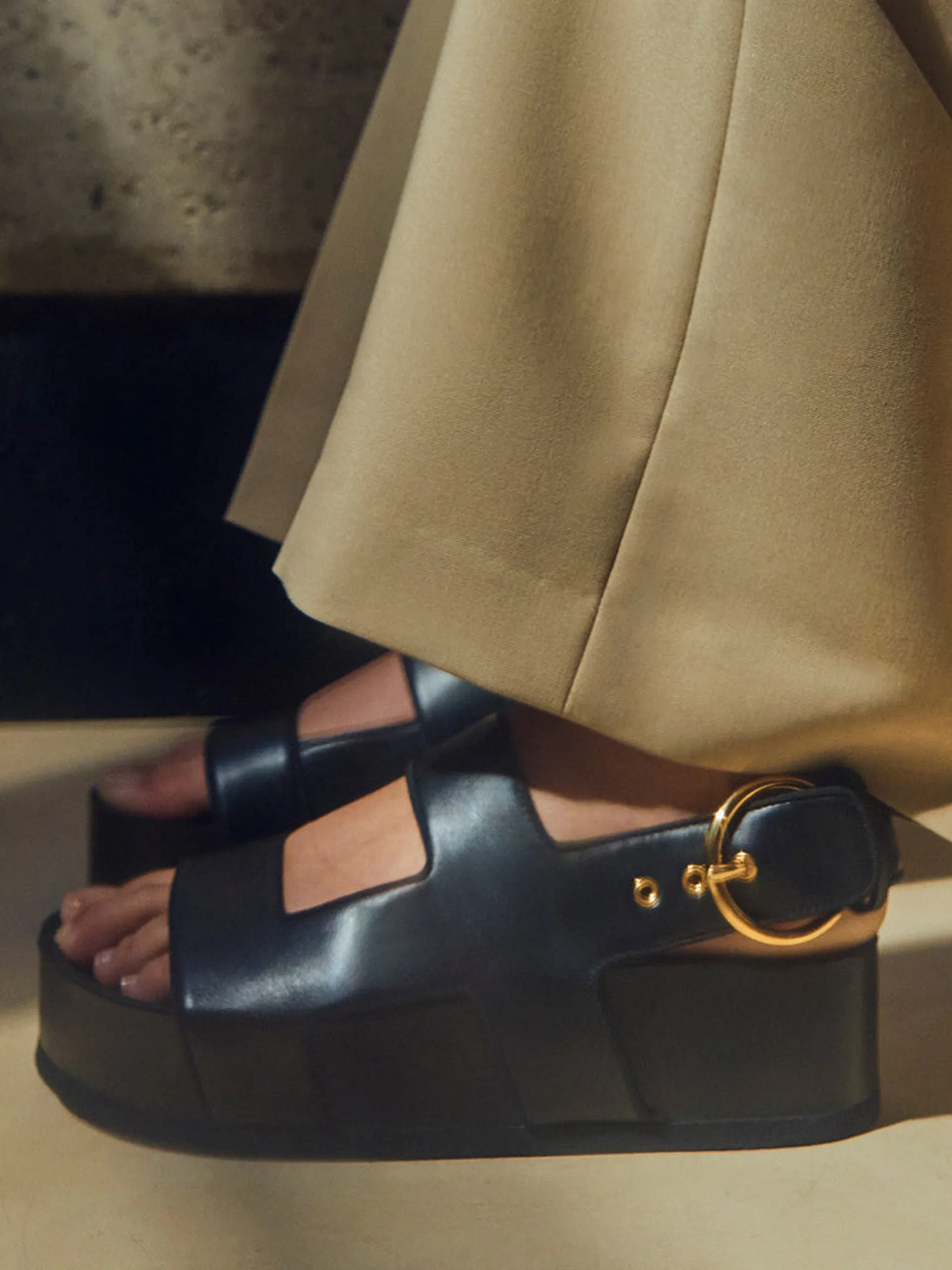 Dark chocolate Cher sandals