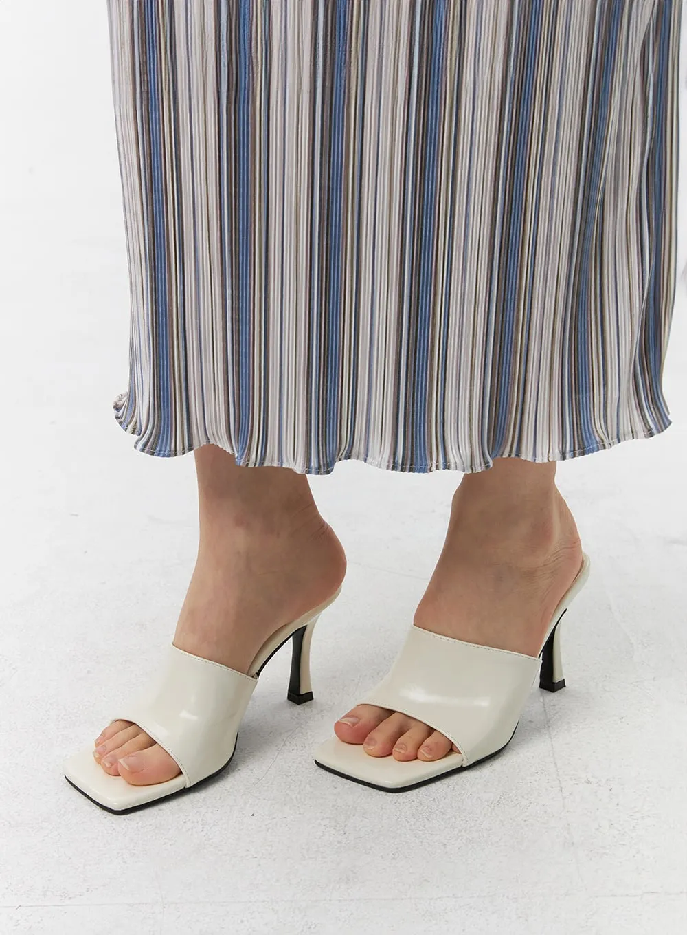 Heel Sandals IL326