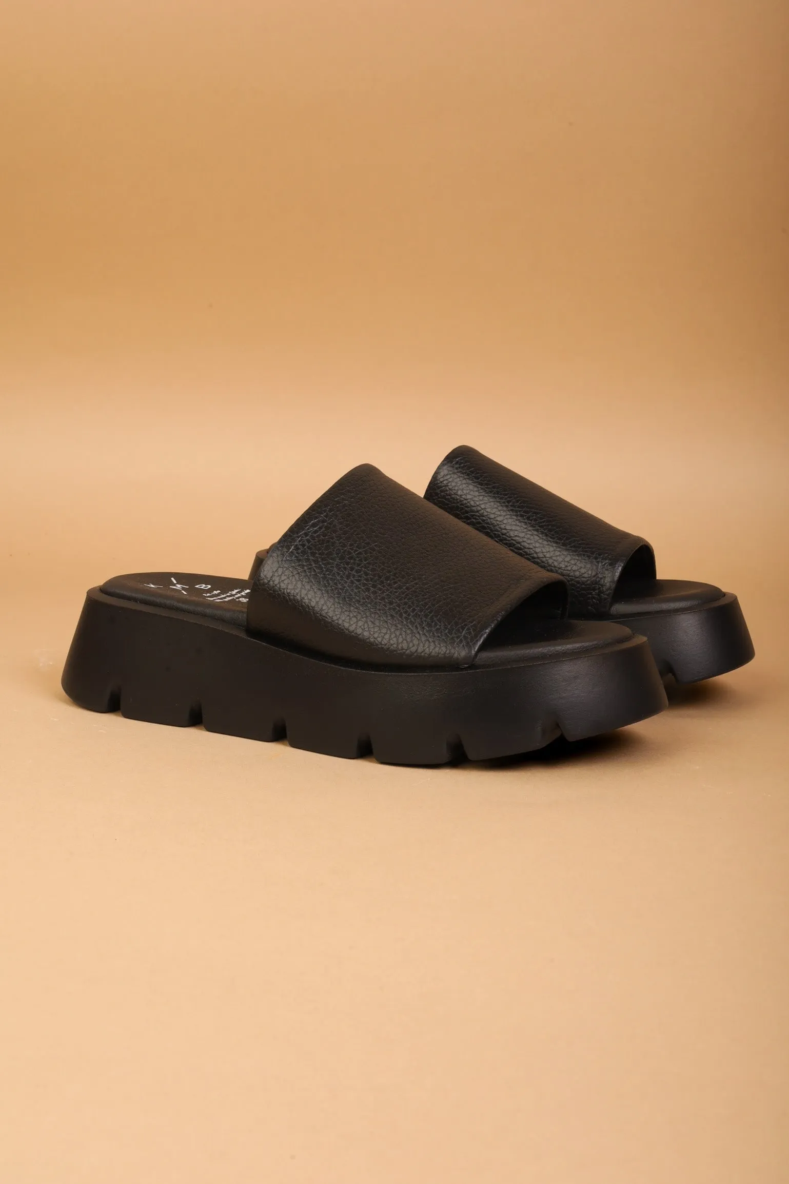 Manhatthan Black
